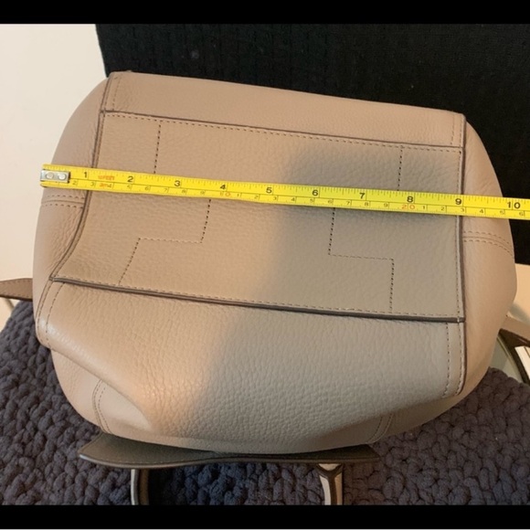 Tory Burch Gold and Tan Crossbody Bag with Structured Design - Picture 11 of 15